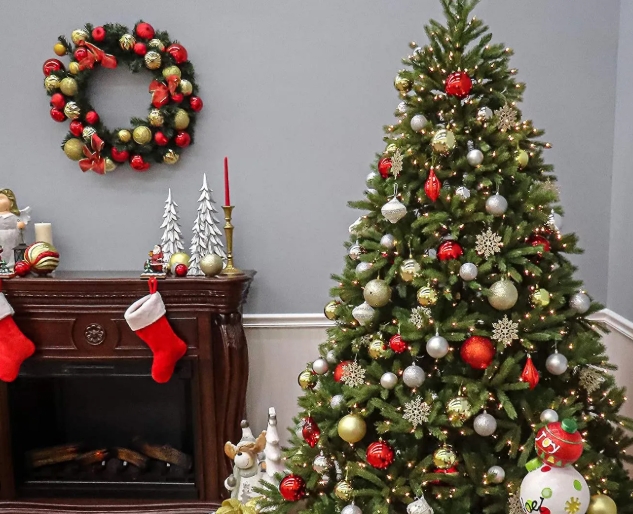 Why the National Tree Company Carolina Pine Feels Like a Holiday Classic